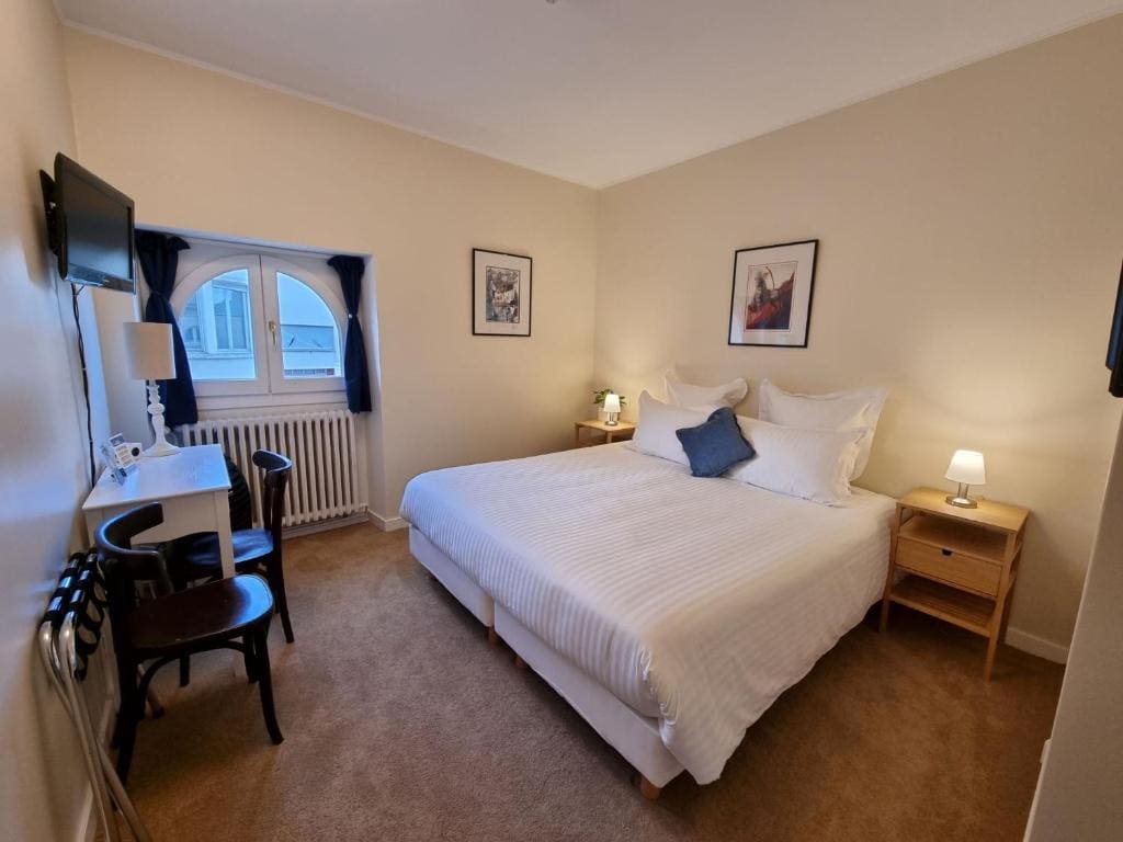 Comfort Double or Twin Room room - Image 3