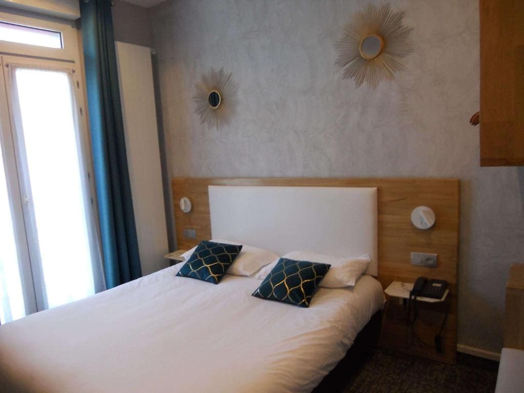 Comfort Double or Twin Room room - Image 3