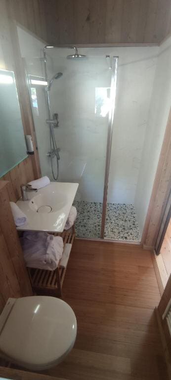 Superior Chalet room - Image 3