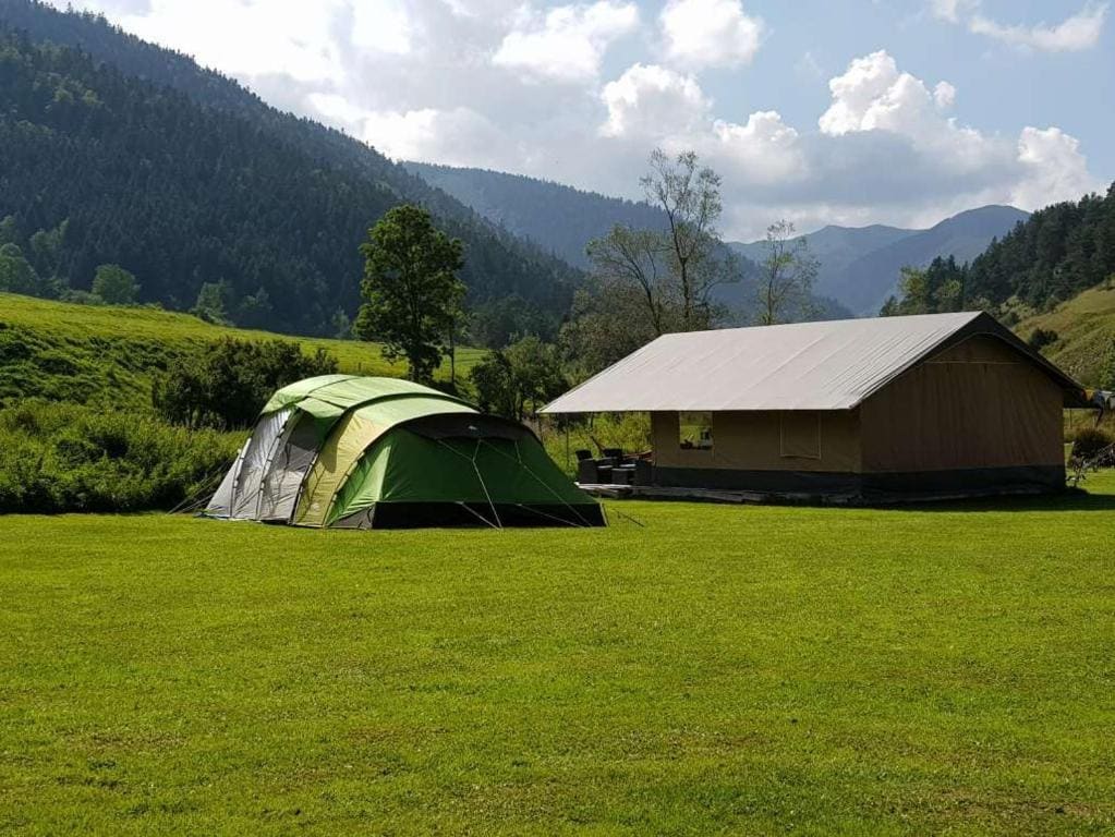 Tent room - Image 3