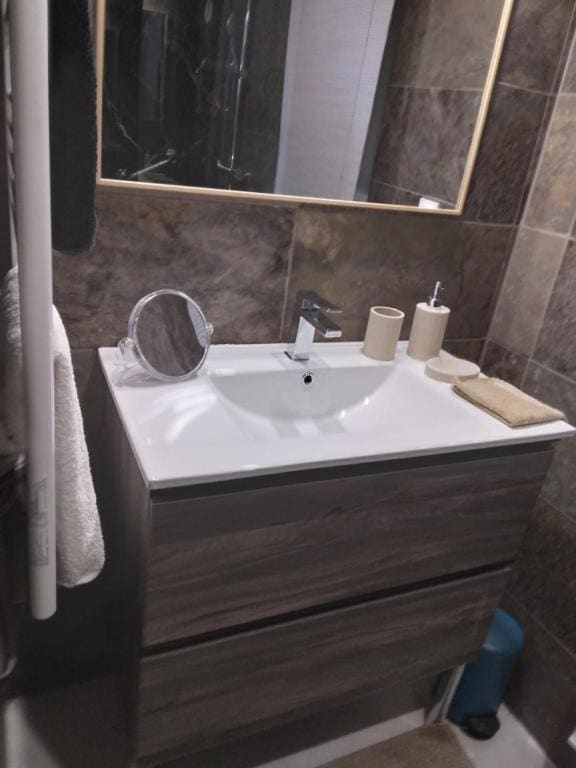 Double Room with Sea View room - Image 2