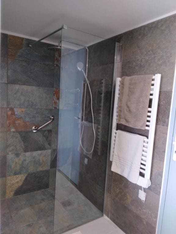 Queen Room with Sea View room - Image 1