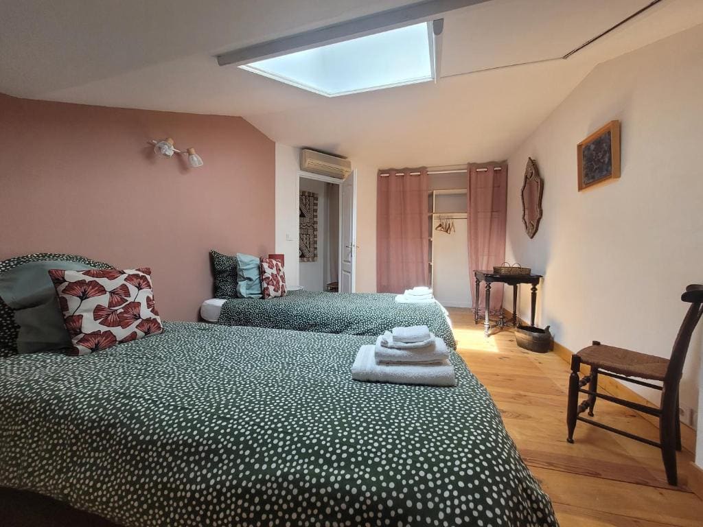 Deluxe Room room - Image 3