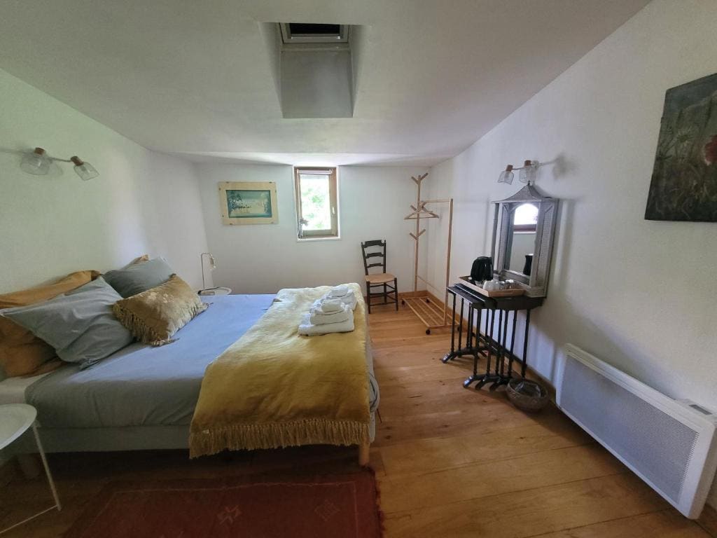 Deluxe Room room - Image 1