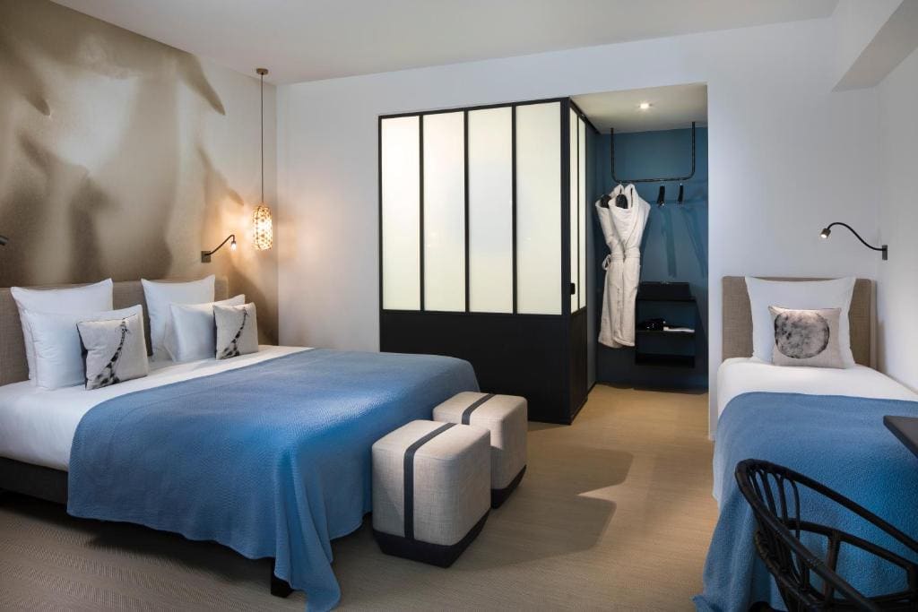 Superior Triple Room room - Image 1