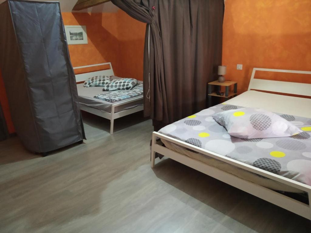 Family Room room - Image 1