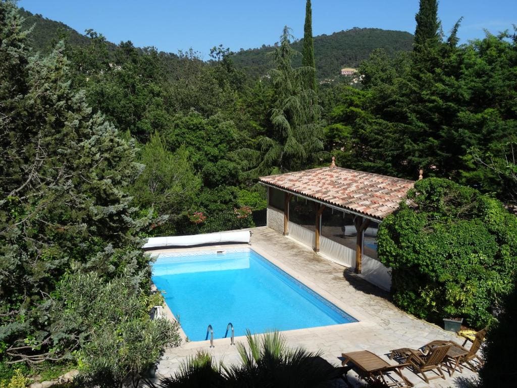 Triple Room with Pool View room - Image 3
