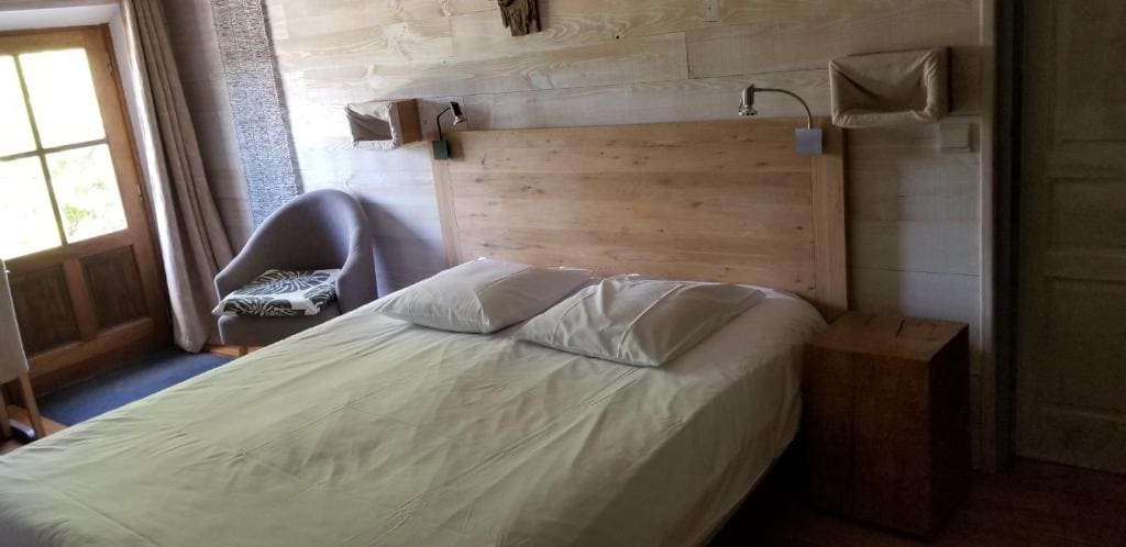 Double Room with Garden View room - Image 3