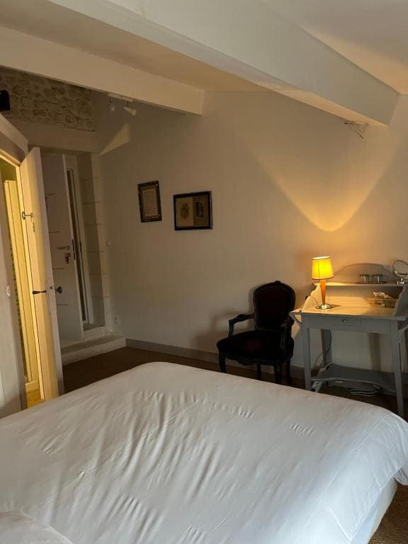 Superior Double Room room - Image 3