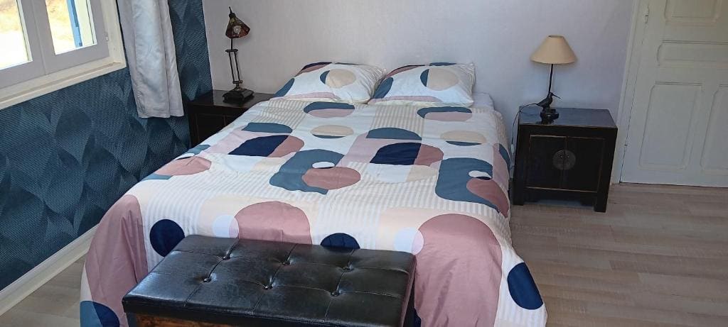 Double Room with Garden View room - Image 2