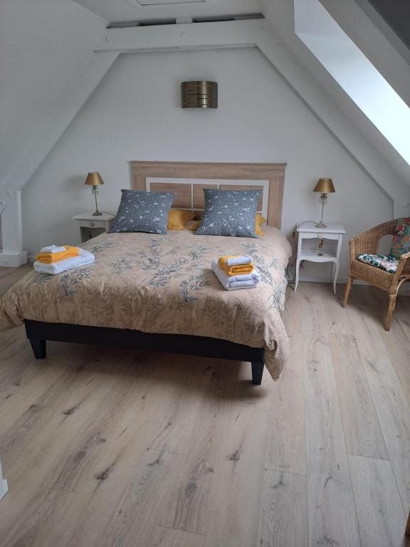 Double Room with Private Bathroom room - Image 3