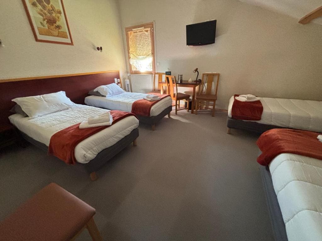 Family Room room - Image 2