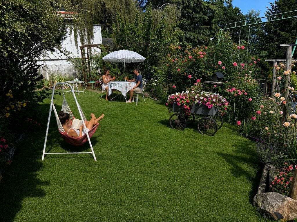Double Room with Garden View room - Image 2