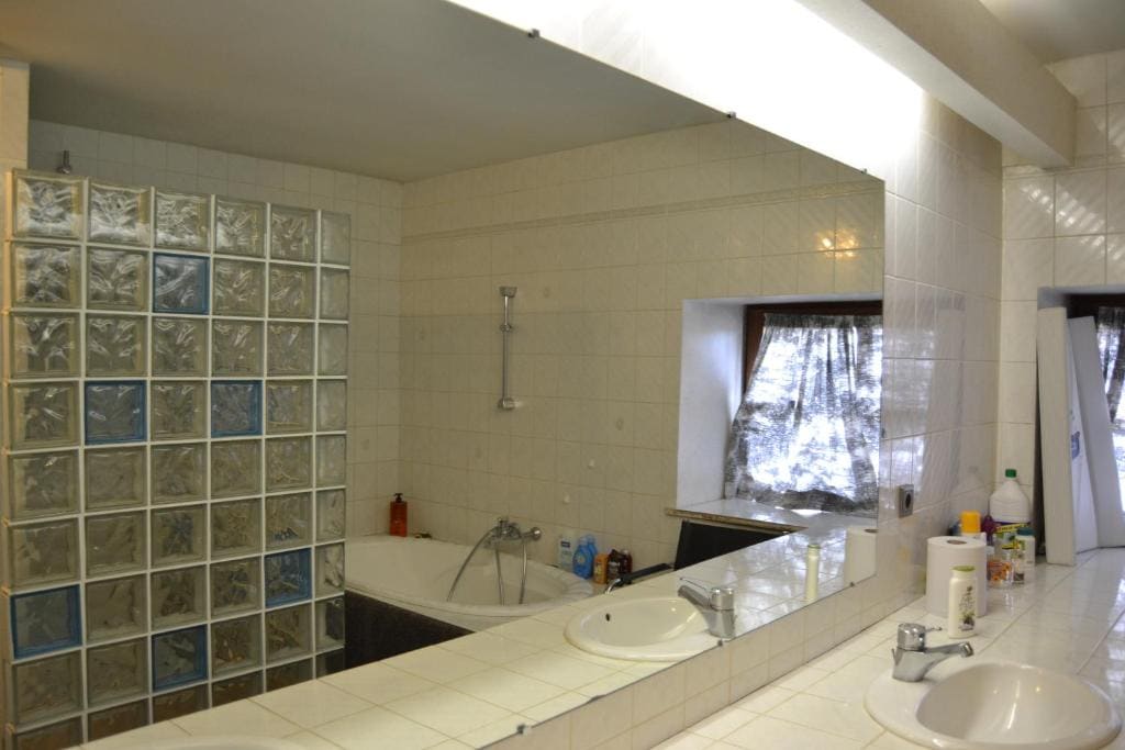 Double Room with Garden View room - Image 2