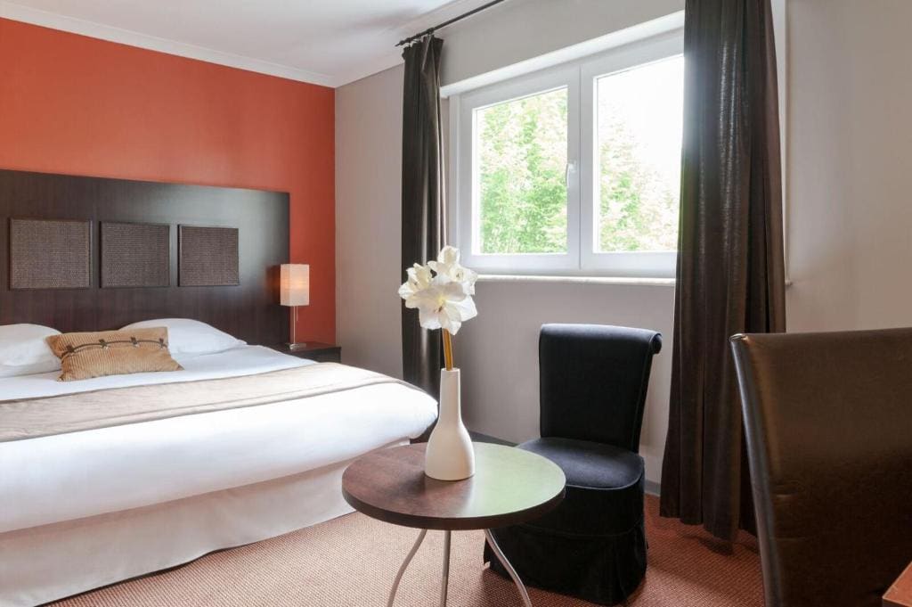 Privilege Double Room with Bath room - Image 1