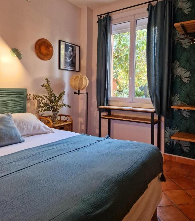 Superior Double Room room - Image 3