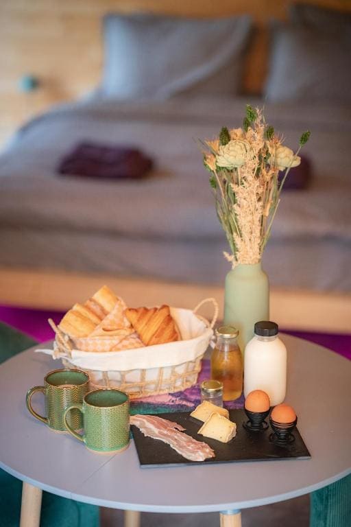 Superior Chalet room - Image 2