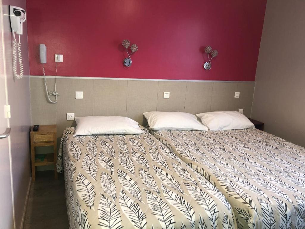 Classic Triple Room room - Image 3