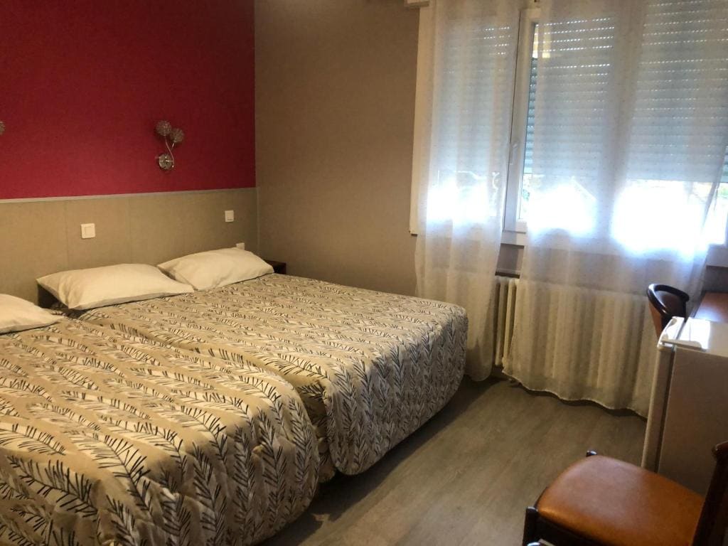 Classic Triple Room room - Image 1