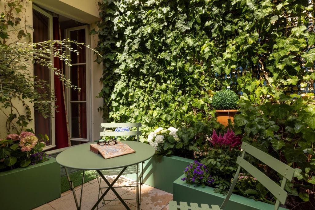 Small Classic with Terrace room - Image 3