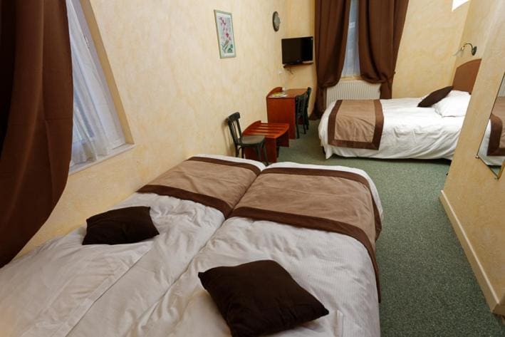 Quadruple Room room - Image 2