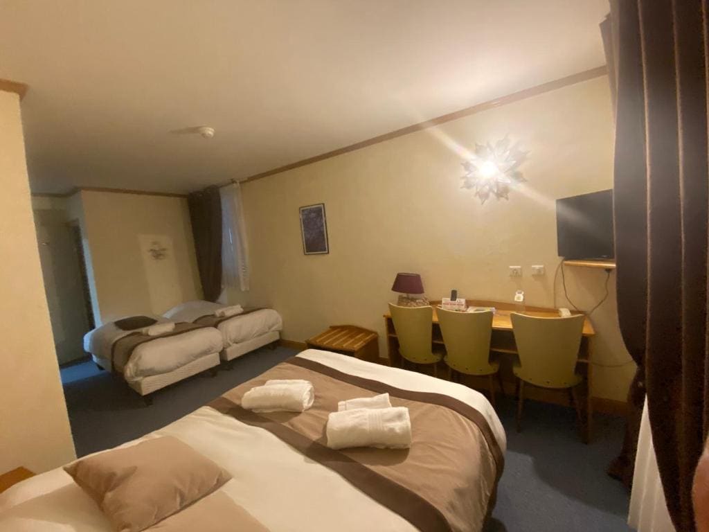 Quadruple Room room - Image 3