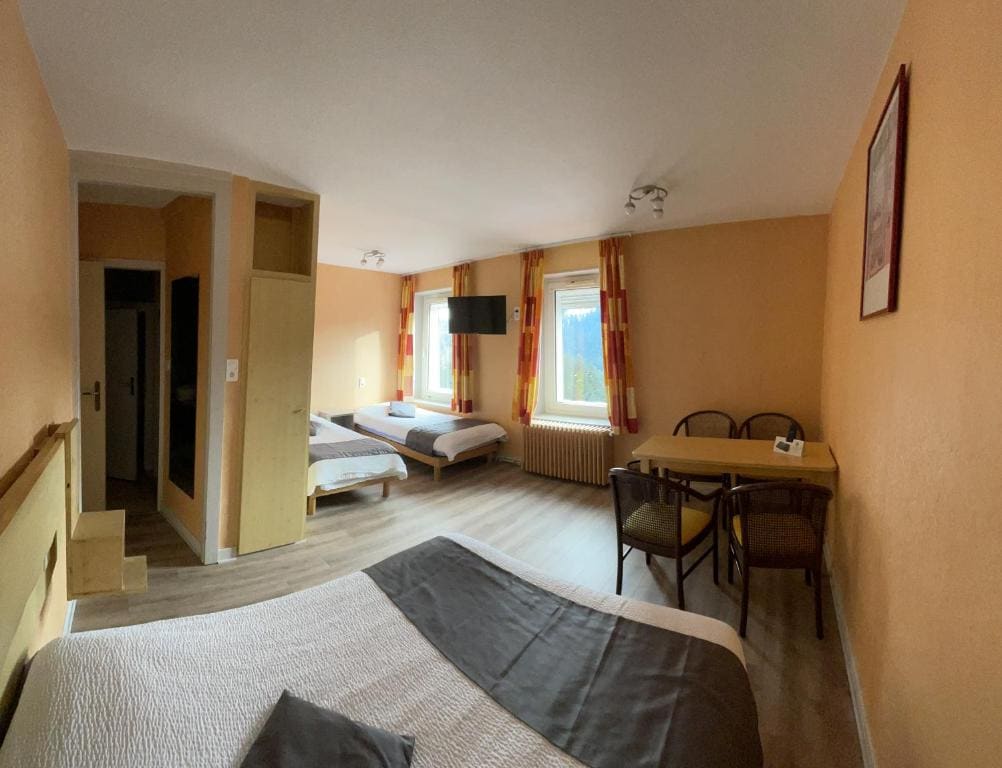 Family Quadruple Room room - Image 1