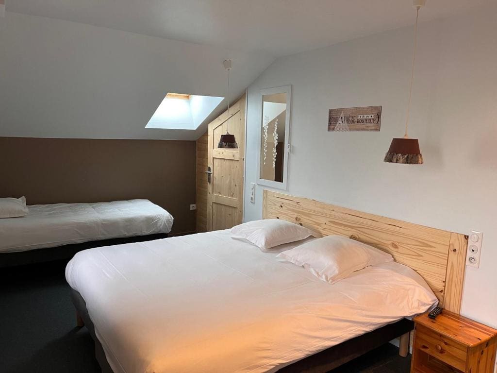Quintuple room with views on Sancy room - Image 2