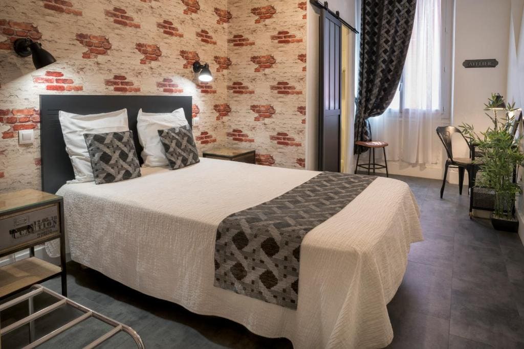Standard Double Room room - Image 2