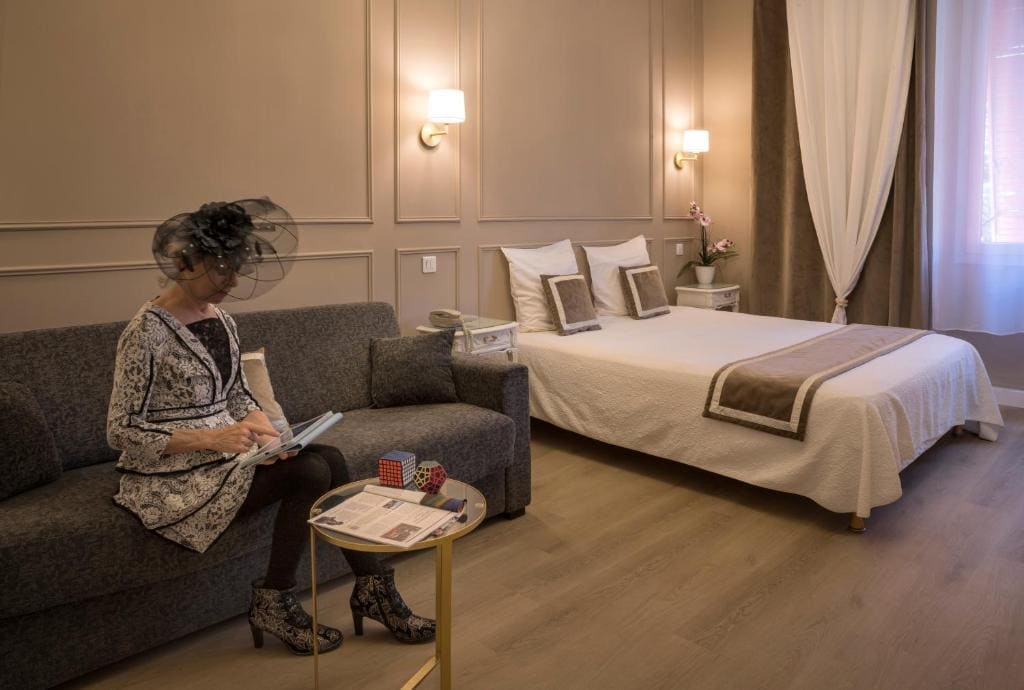 Standard Quadruple Room room - Image 1
