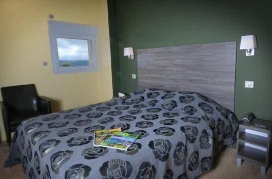 Quadruple Room room - Image 2