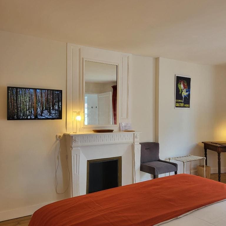 Triple Room with Private Bathroom room - Image 3
