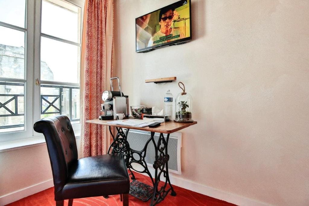Small Double Room room - Image 3