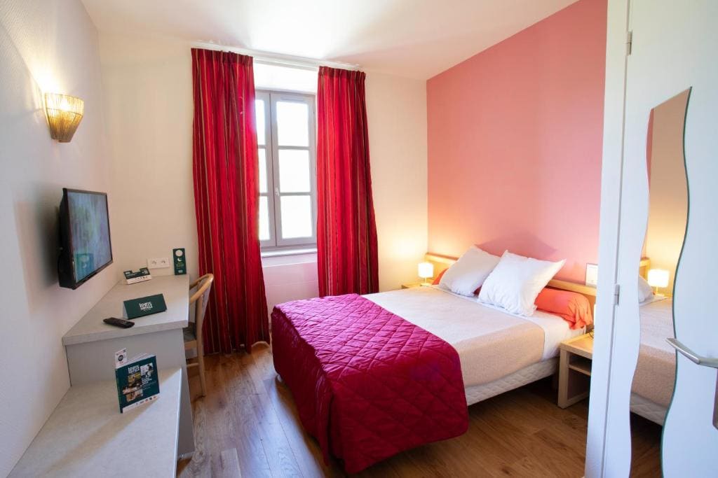 Double Room - River Side room - Image 1