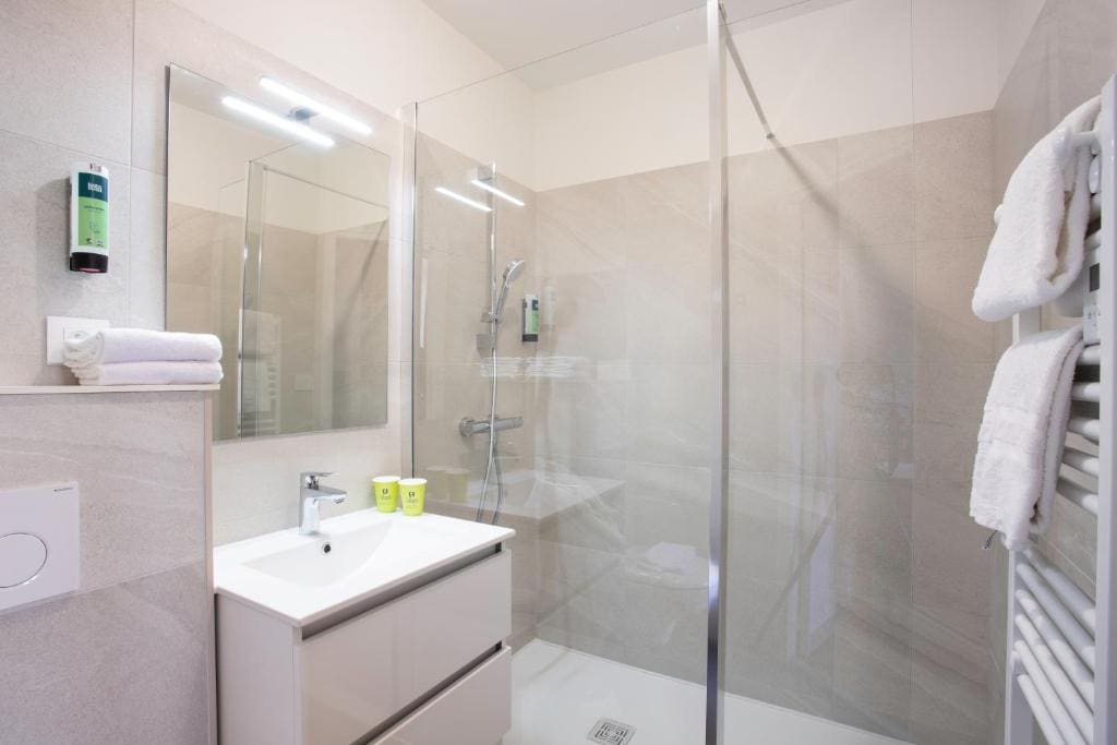 Double Room - Village Side room - Image 1