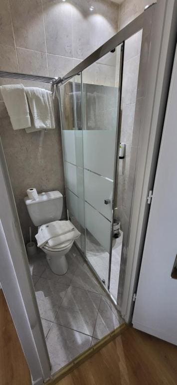 Standard Double Room room - Image 3