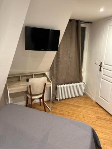 Double Room with Private Bathroom room - Image 1