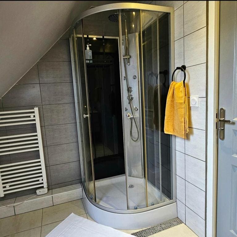 Quadruple Room room - Image 3