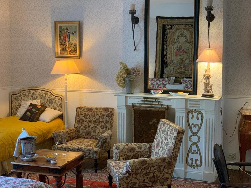 Deluxe Triple Room room - Image 2