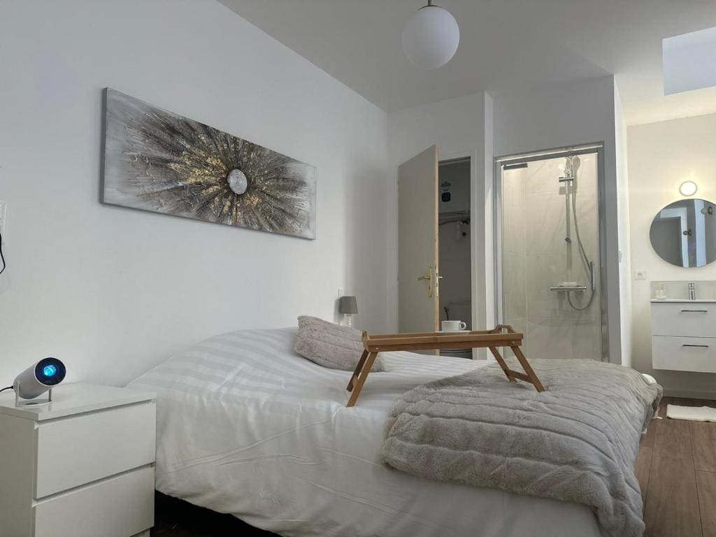 Suite room - Image 1