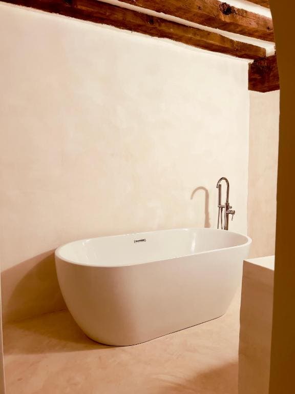 Superior King Suite room - Image 1