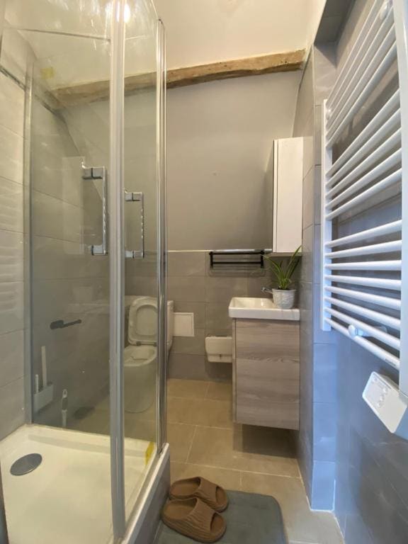 Two-Bedroom Apartment room - Image 1
