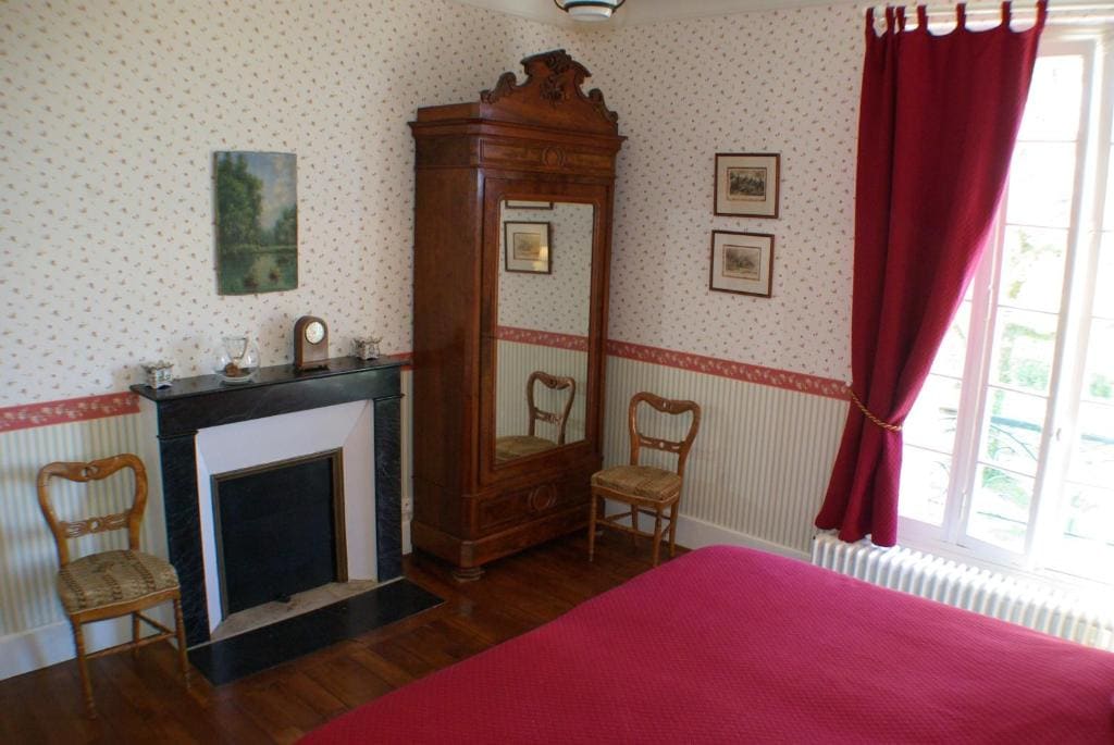 Twin Room with Private Bathroom room - Image 3