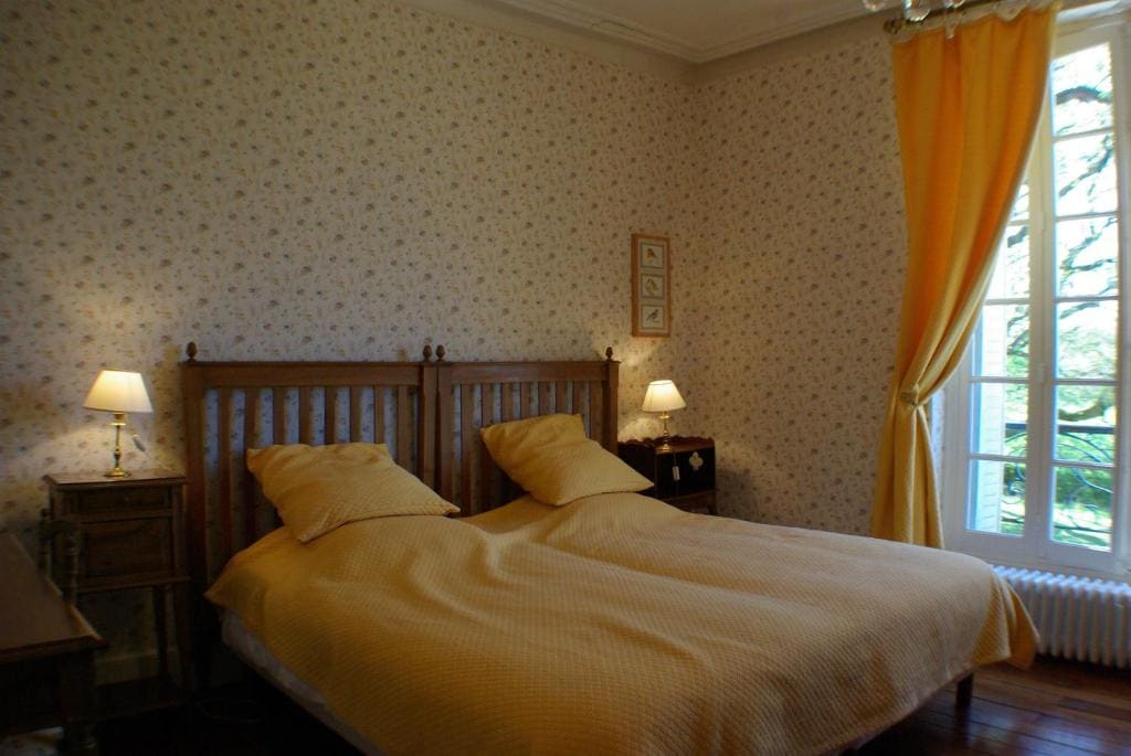 Twin Room with Private Bathroom room - Image 1