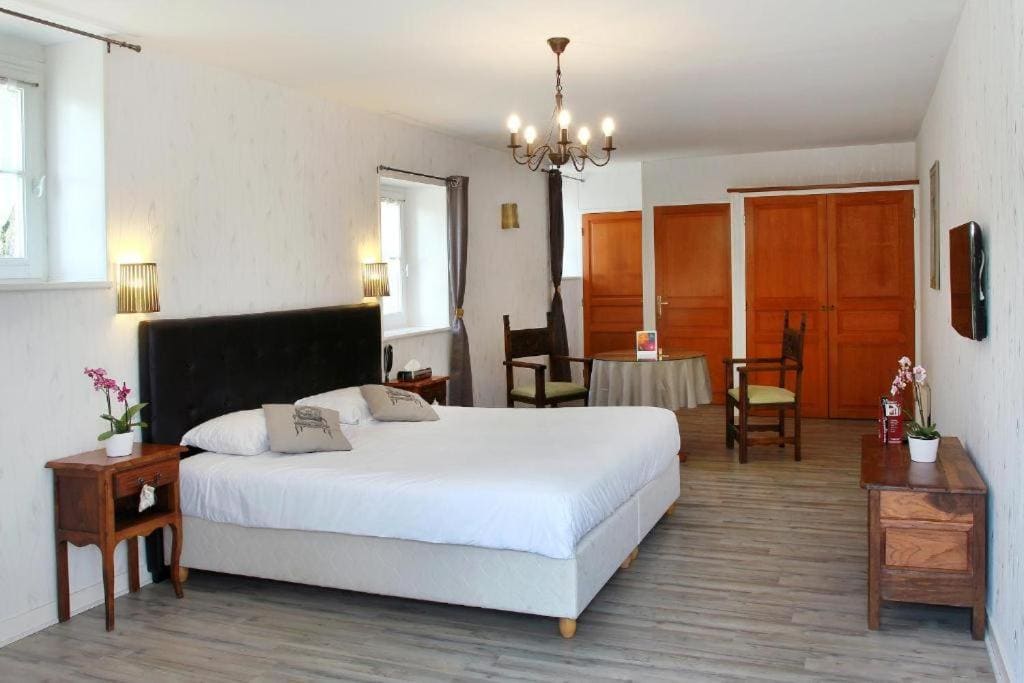 Orangerie Double Room room - Image 2
