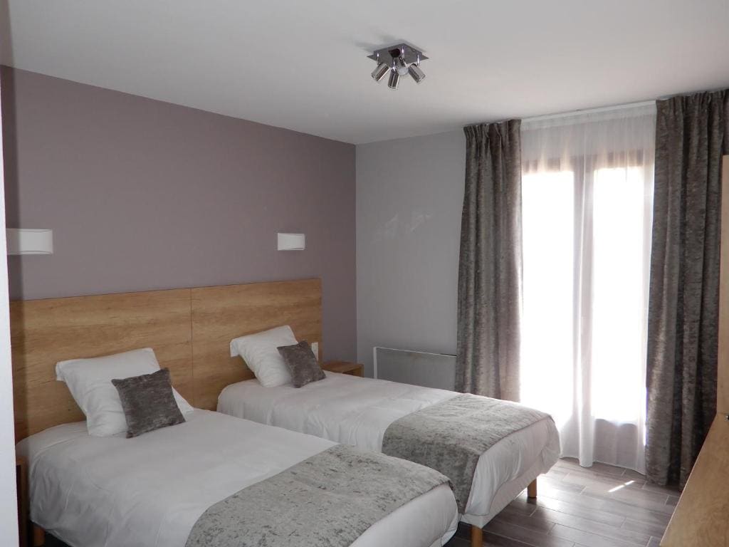 Double or Twin Room room - Image 3