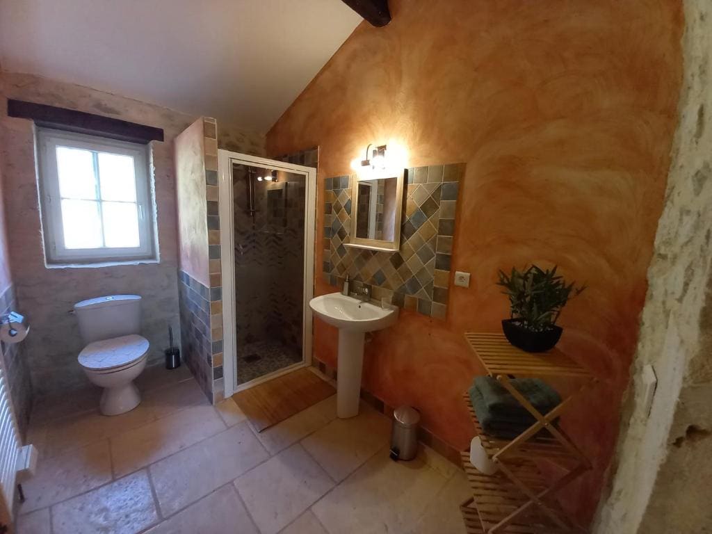 Double or Twin Room with Private Bathroom room - Image 2
