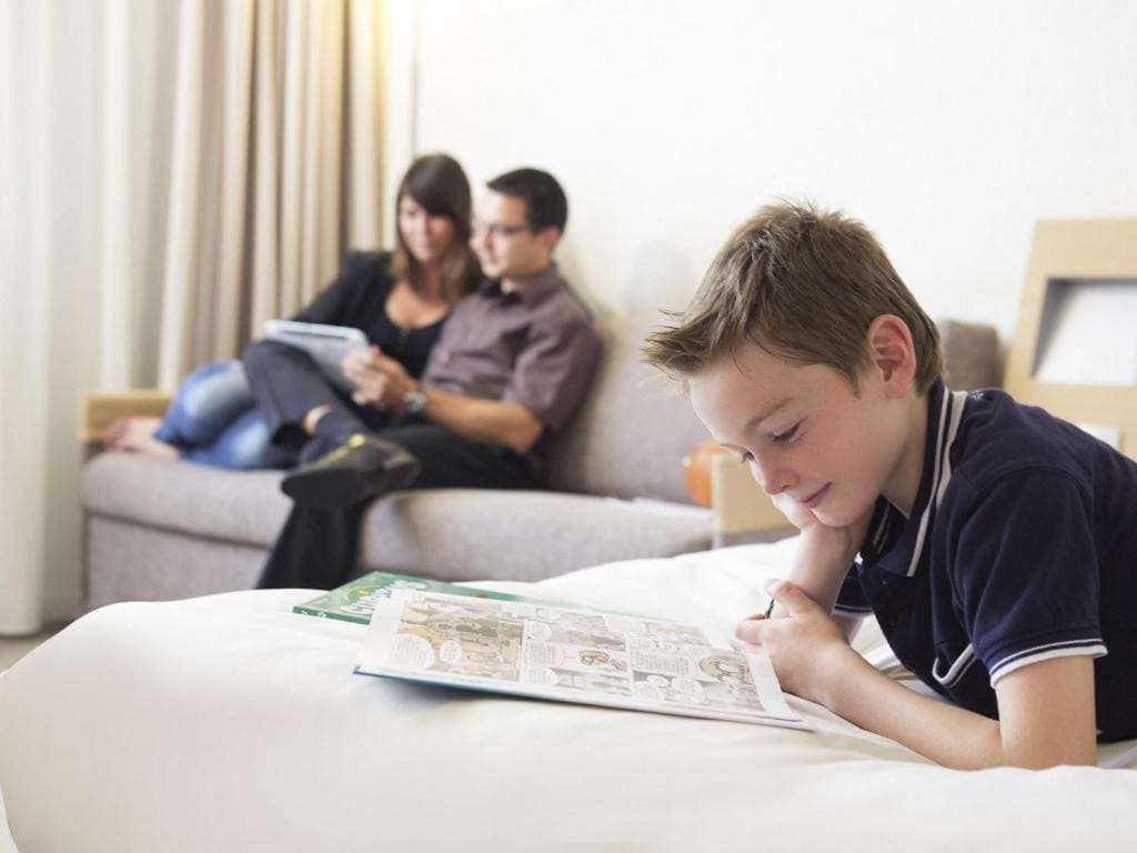 Standard Room with One Double Bed and One Double Sofa bed room - Image 1