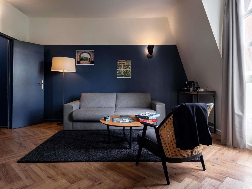 Junior King Suite with Sofa room - Image 1