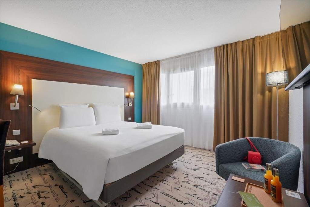 Privilege Room with 1 Double Bed room - Image 1